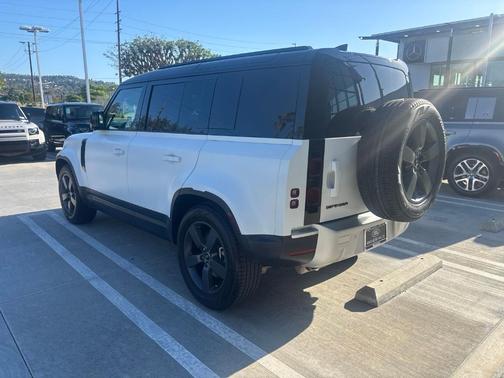 Fuji White 2025 Land Rover Defender P400 S