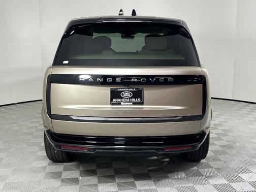 2025 Land Rover Range Rover P530 Autobiography