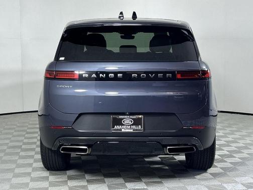 2024 Land Rover Range Rover Sport SE