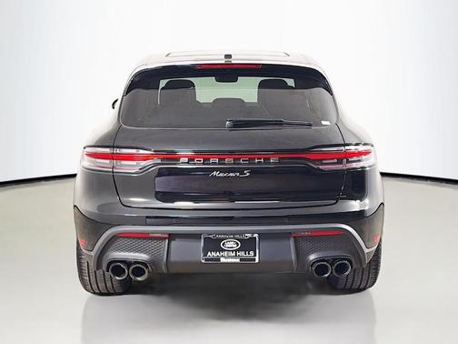 Black 2024 Porsche Macan S