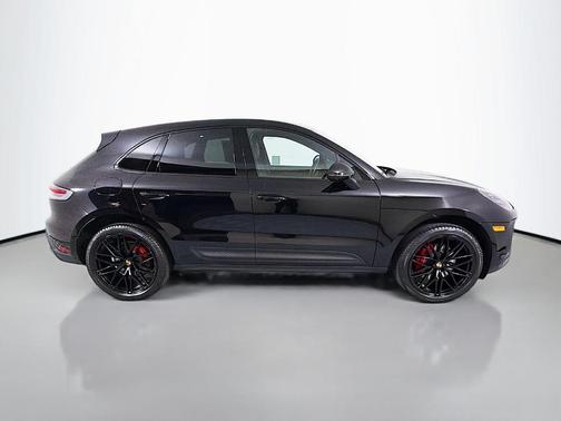 Black 2024 Porsche Macan S