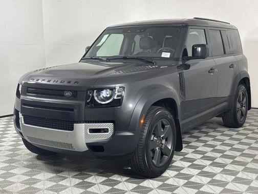 2025 Land Rover Defender P400 S