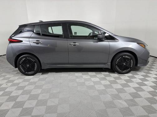 2024 Nissan Leaf SV PLUS