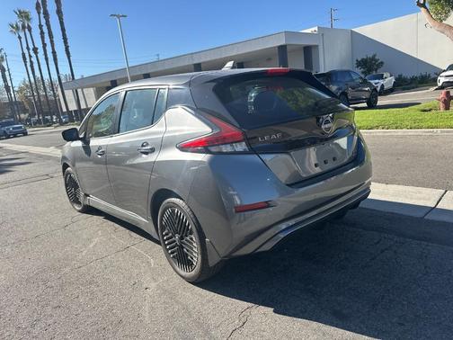 2024 Nissan Leaf SV PLUS