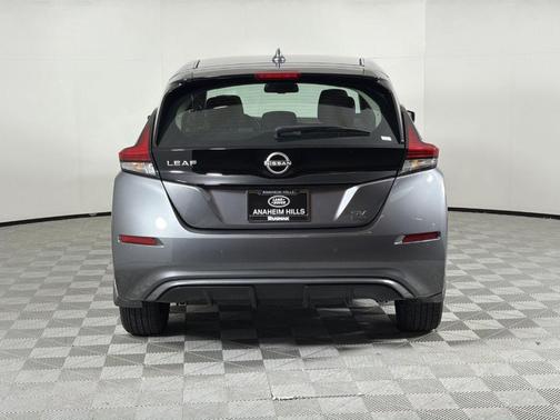 2024 Nissan Leaf SV PLUS