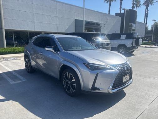 Iridium 2024 Lexus UX 250h Premium
