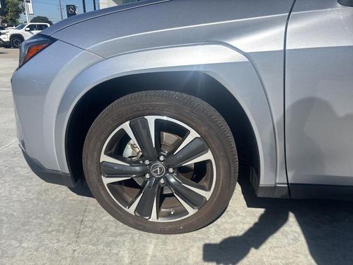 Iridium 2024 Lexus UX 250h Premium