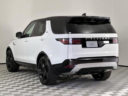 2025 Land Rover Discovery P360 Metropolitan Edition