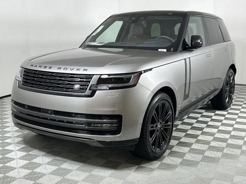 2025 Land Rover Range Rover P530 SE