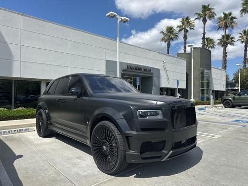 Arctic White 2019 Rolls-Royce Cullinan