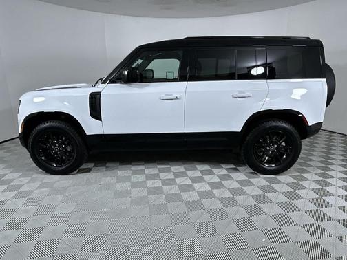 2025 Land Rover Defender P400 X-Dynamic SE