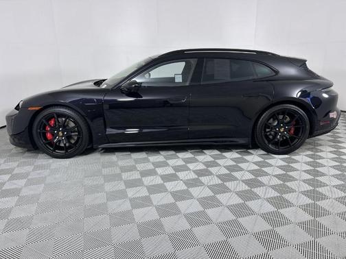2024 Porsche Taycan GTS
