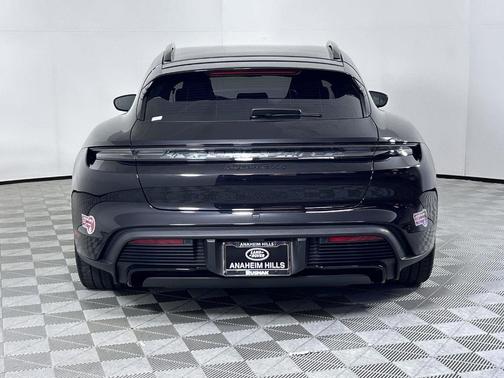 2024 Porsche Taycan GTS