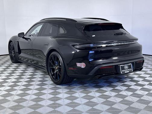 2024 Porsche Taycan GTS