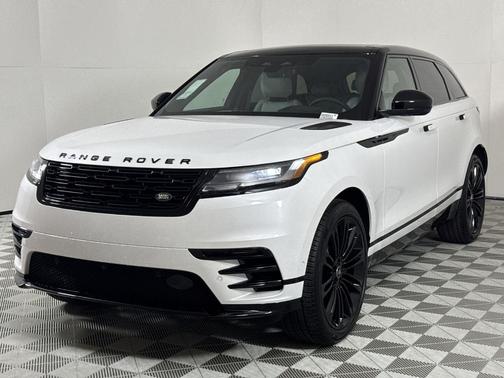 2026 Land Rover Range Rover Velar P250 Dynamic SE