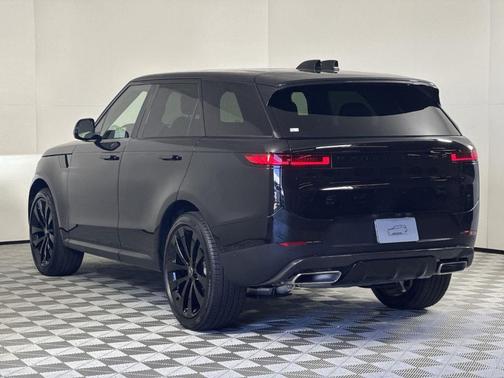2025 Land Rover Range Rover Sport P360 SE