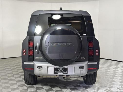 2023 Land Rover Defender First Edition