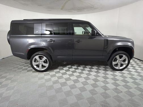 2023 Land Rover Defender First Edition