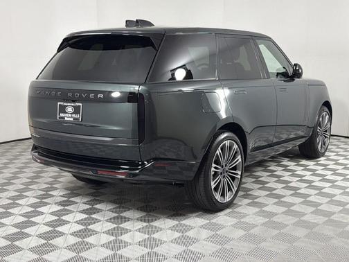 2026 Land Rover Range Rover P400 SE