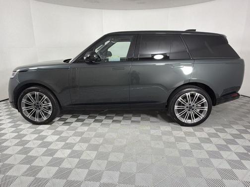 2026 Land Rover Range Rover P400 SE