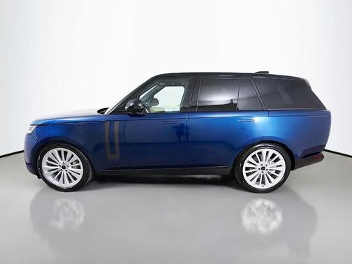 Petrolix Blue Gloss 2026 Land Rover Range Rover P400 SE