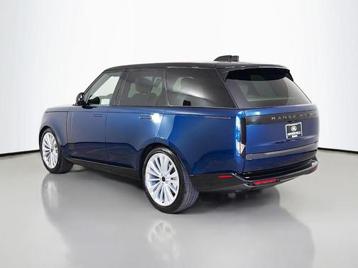 Petrolix Blue Gloss 2026 Land Rover Range Rover P400 SE