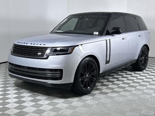 2025 Land Rover Range Rover P400 SE