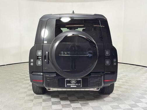 2026 Land Rover Defender 130 S