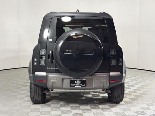 2026 Land Rover Defender S