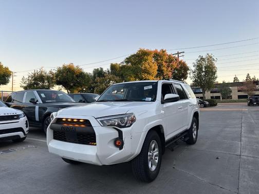 2022 Toyota 4Runner SR5
