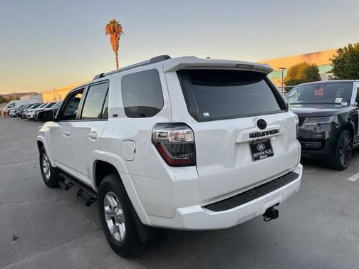 2022 Toyota 4Runner SR5