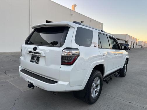 2022 Toyota 4Runner SR5