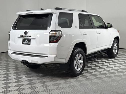 2022 Toyota 4Runner SR5
