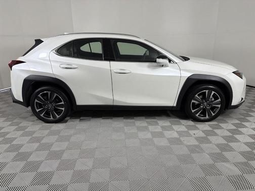 2024 Lexus UX 250h Base