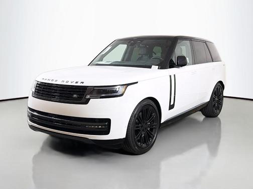 Fuji White 2026 Land Rover Range Rover P530 SE