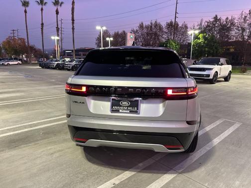 2025 Land Rover Range Rover Velar P400 Dynamic SE