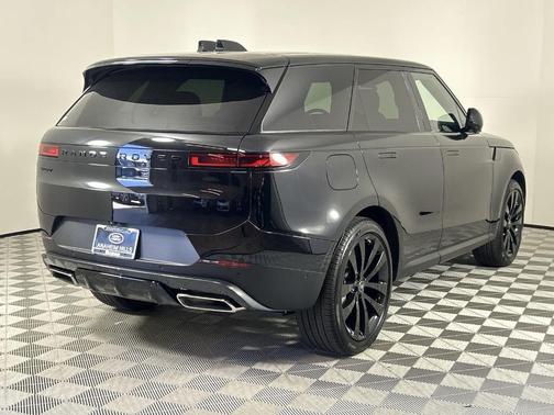 2025 Land Rover Range Rover Sport P360 SE