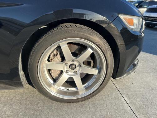 2015 Ford Mustang EcoBoost Premium