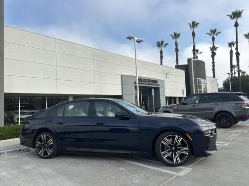 2024 BMW i7 eDrive50