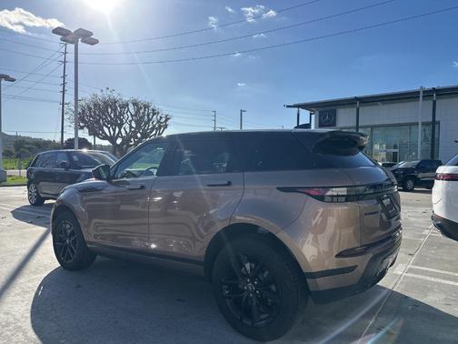 2024 Land Rover Range Rover Evoque Core S