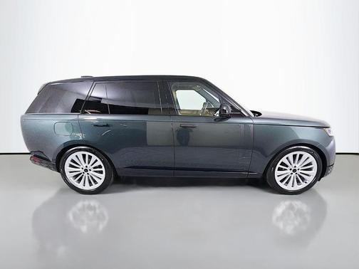 Belgravia Green 2026 Land Rover Range Rover P400 SE 7 Seat
