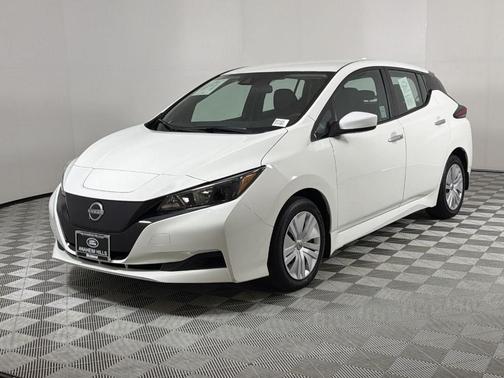 2025 Nissan Leaf S