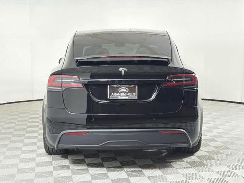 2023 Tesla Model X Standard Range