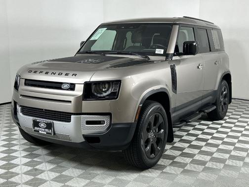 2023 Land Rover Defender 110 SE