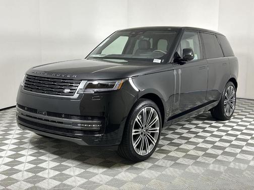 2025 Land Rover Range Rover P530 SE