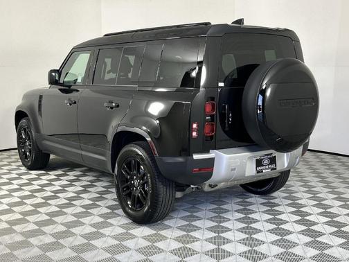 2025 Land Rover Defender P400 S