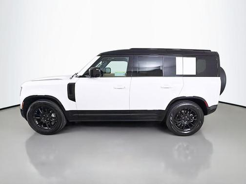 Fuji White 2026 Land Rover Defender P400 X-Dynamic SE