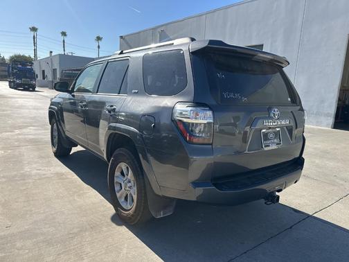 2023 Toyota 4Runner SR5