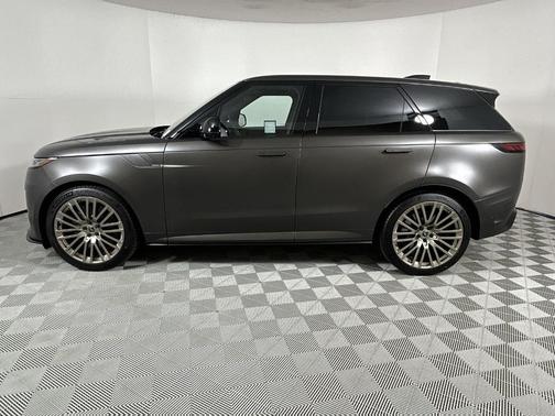 2025 Land Rover Range Rover Sport P635 SV Edition Two