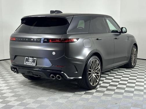 2025 Land Rover Range Rover Sport P635 SV Edition Two